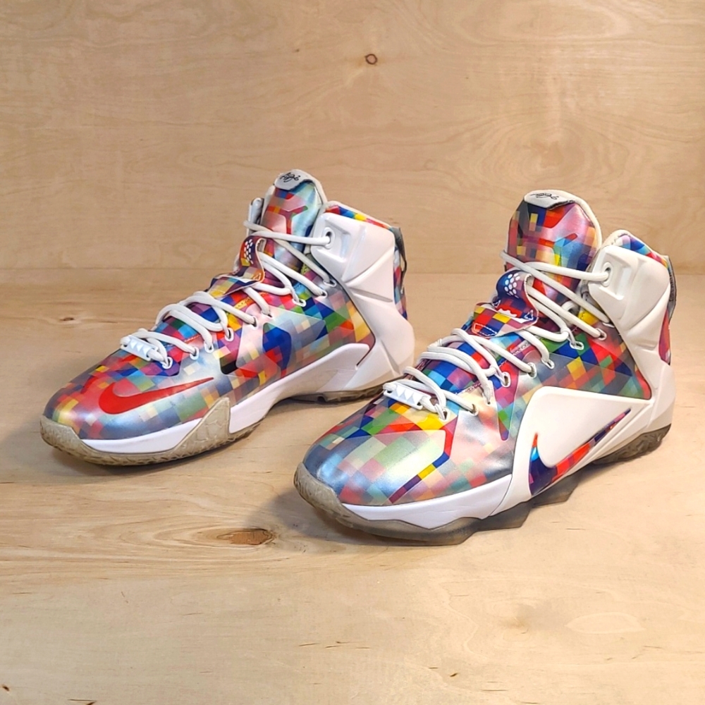 Nike LeBron James 12 Prism Finish Your Breakfast Size 9.5 Men's Shoes 748861-900 - Picture 5 of 13